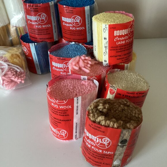 Bundle of Hook & Latch Pre-Cut Rug Making Yarn Multicolor Crafting Crafts - Picture 3 of 4